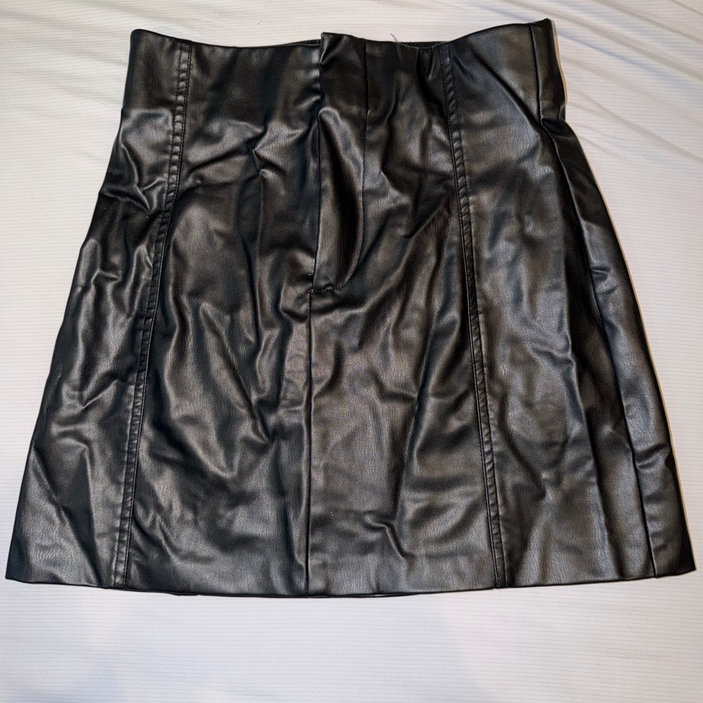 Zara Black Faux Leather Mini Skirt